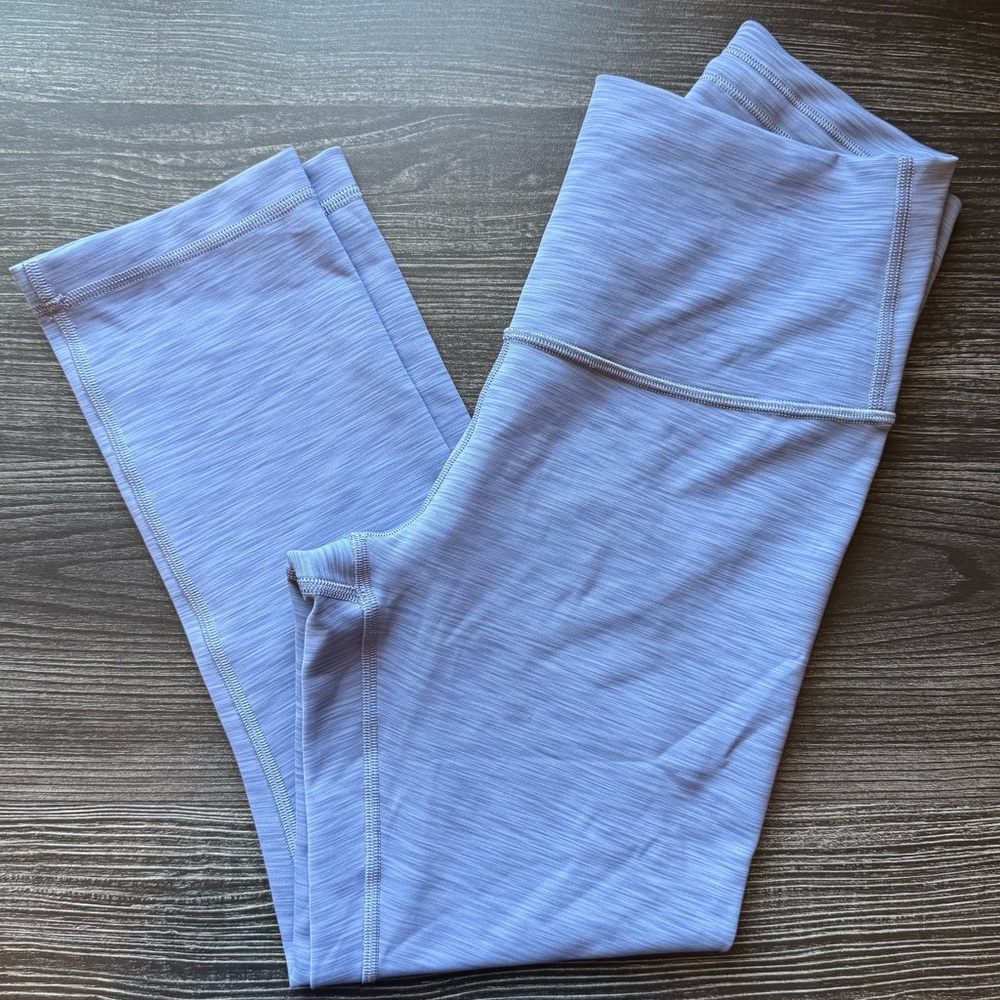 Lululemon Blue/Purple Wunder Train High-Rise Crop 21”
